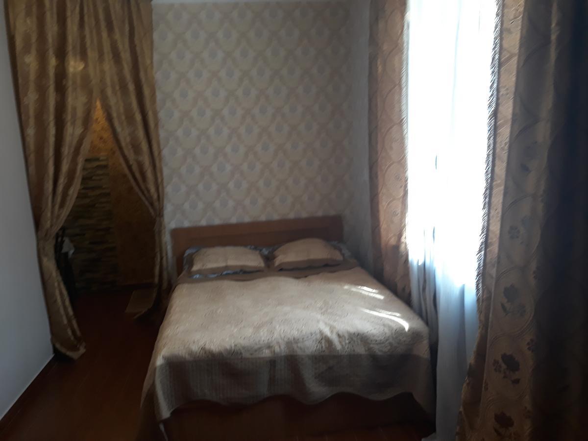 Guesthouse Gia Tbilisi Exterior foto